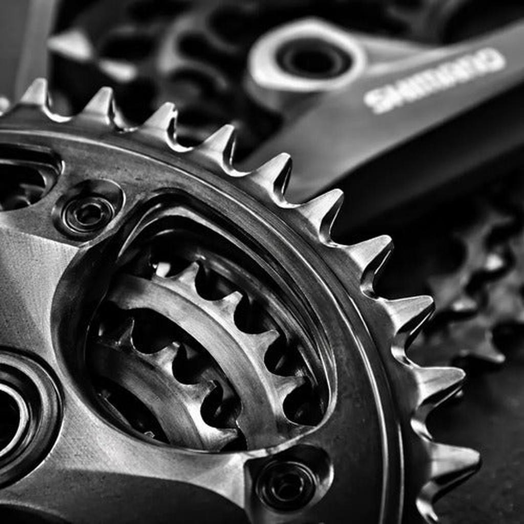 Plato y Palanca Shimano Negro